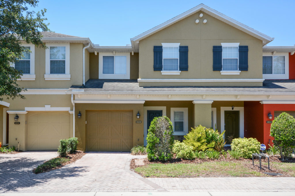 Front view of 2808 Oakville Pl, Oviedo, FL 32765