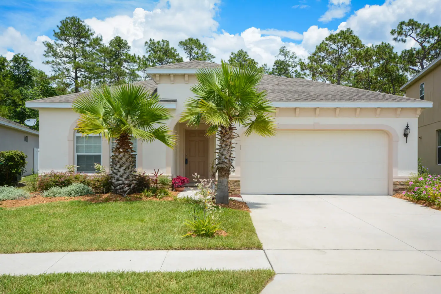 10702 Inside Loop in Orlando's Country Walk Reserve is Sold