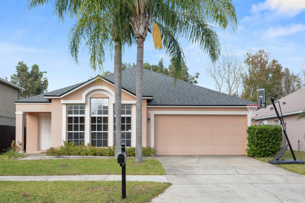 Front view of 3741 Seminole Dr Orlando, FL 32812