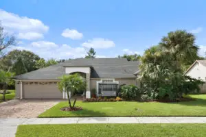 Front view of 785 Lagoon Drive, Oviedo, FL 32765