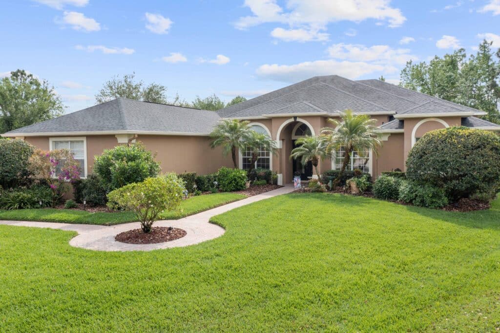 2430 June Oak Ct Oviedo FL 32766 Sold