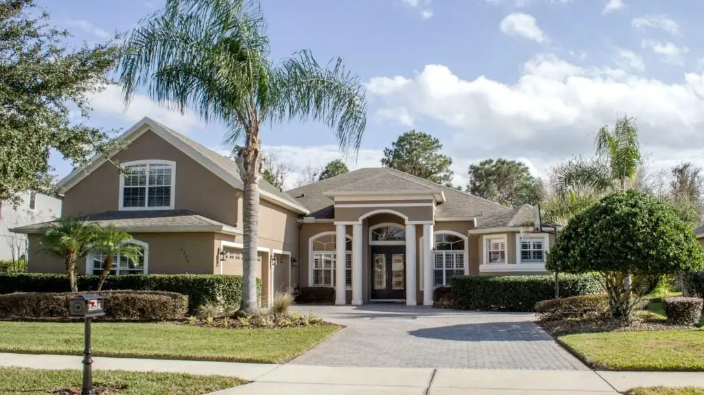 Pool home for sale in Live Oak Reserve, Oviedo, Florida
