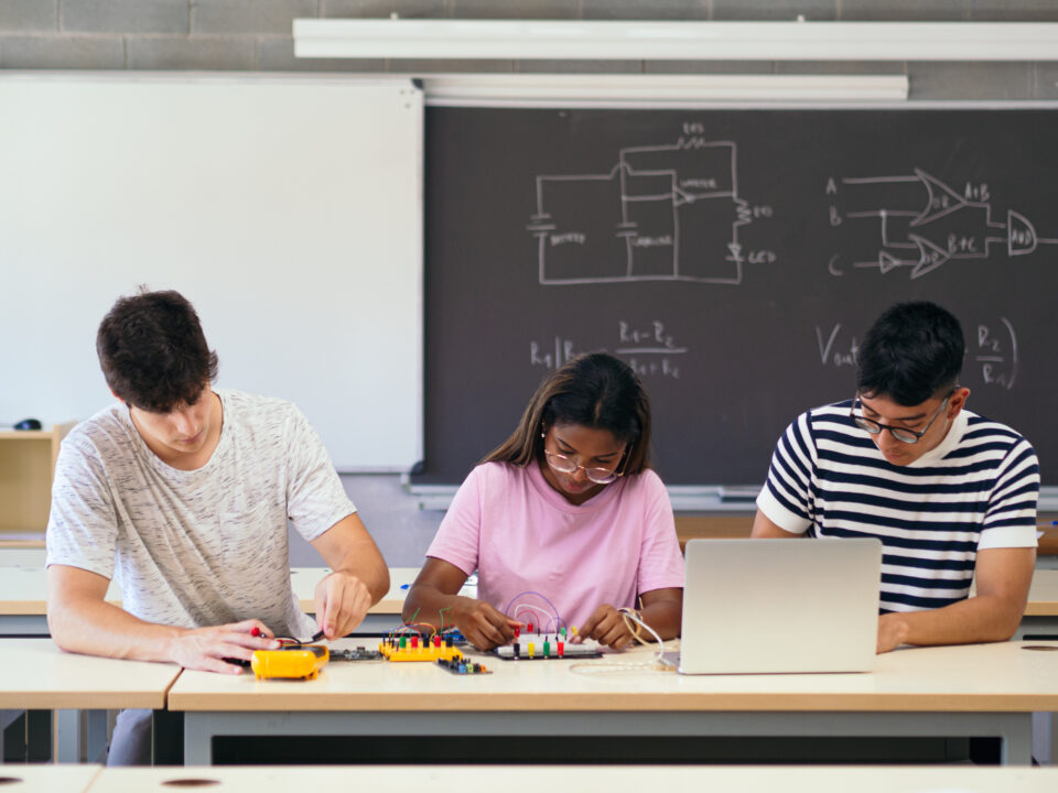 Seminole County High School Students in STEM class